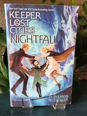 Keeper of the Lost Cities: Nightfall by Shannon Messenger - Book 6 Paperback
